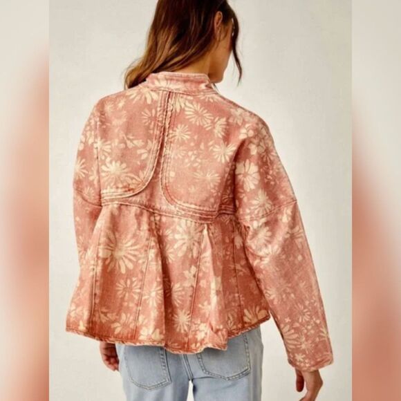 Free People Lua Bed Floral Denim Jacket - Size Medium, Apricot Combo, NWOT - Picture 2 of 8
